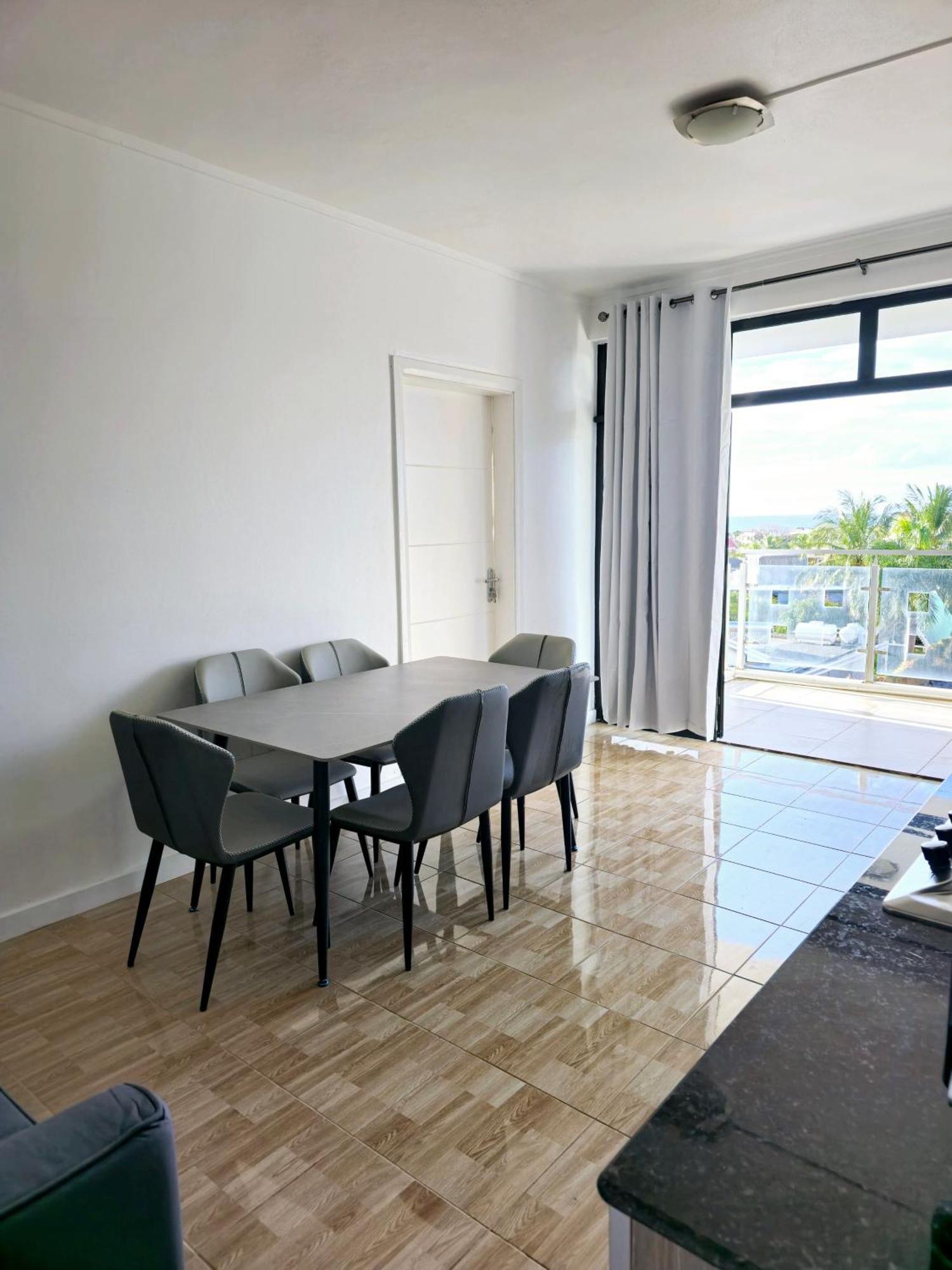 Apartamento Luxury Penthouse With Infinity Pool & Stunning Sea View Flic-en-Flacq Exterior foto